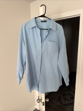 Light Blue Men's Button-Down Shirt - Classic Collar